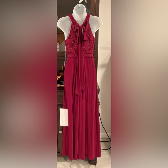 Morgan & Co. Burgundy Sparkle Evening Gown - Juniors 5/6 (NWT) - Picture 3 of 13